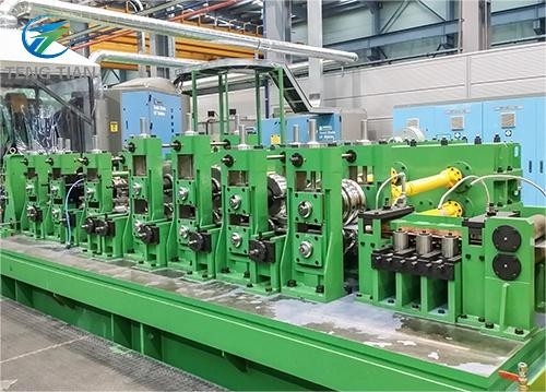 Macchina per la lavorazione di tubi di acciaio galvanizzato velocità di taglio volante 90 m / min