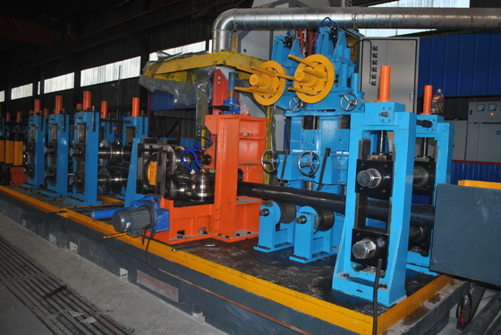 500KW Power Pipe Mill Machine Acciaio a basso tenore di carbonio