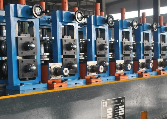 Macchina per la formatura di rulli rotondi a macchina per laminatoio per tubi in acciaio al carbonio ad alta velocità Hg 50