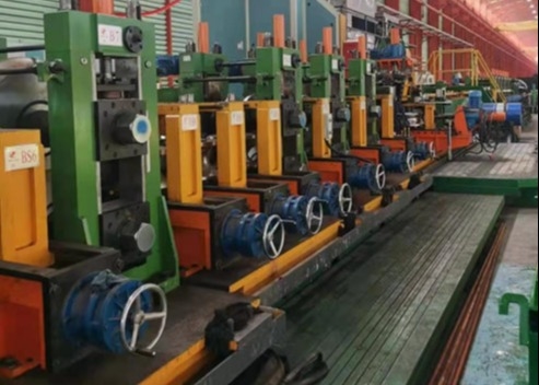 Linea di precisione del mulino a tubi velocità massima 50 M / min diametro 219 mm spessore 3 - 9 mm