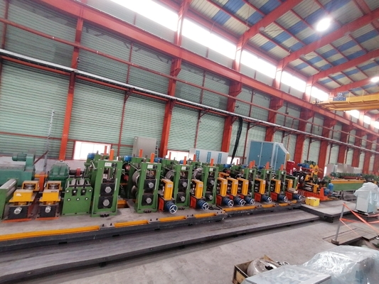 Equipaggiamento automatico per la lavorazione dei tubi a alta velocità per la lavorazione di tubi quadrati
