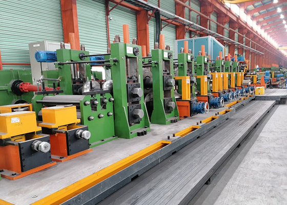 Equipaggiamento automatico per la lavorazione dei tubi a alta velocità per la lavorazione di tubi quadrati
