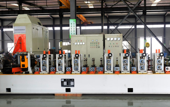 Diametro 1/2 &quot;-2&quot; Linea di produzione di tubi di tubi Max 100m/Min Linea di produzione di tubi di acciaio