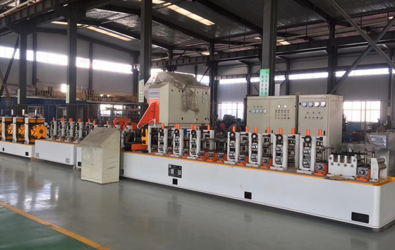 Diametro 1/2 &quot;-2&quot; Linea di produzione di tubi di tubi Max 100m/Min Linea di produzione di tubi di acciaio