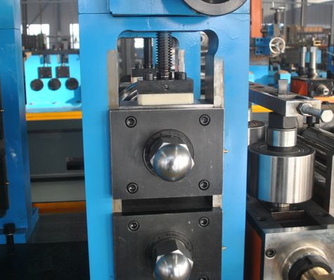 Laminatoio per tubi di acciaio inossidabile del motore a corrente alternata 30-70m/Min Forming Speed