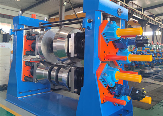 Fabbricazione di tubi saldati ad alta frequenza 20t 80x80mm Linea di produzione di tubi saldati per spessore della parete 1,0-3,0mm