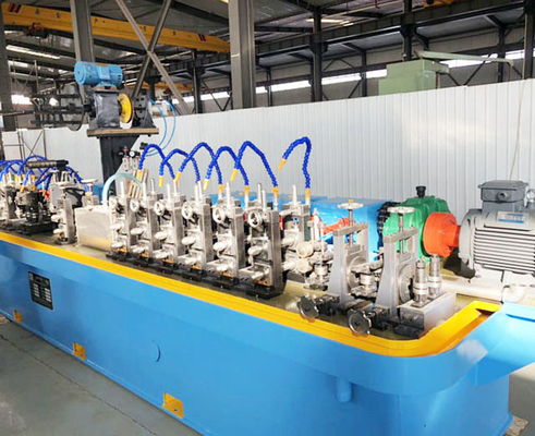 Linea di produzione di tubi di acciaio al carbonio HG20 saldata da 100 kW per tubi di costruzione