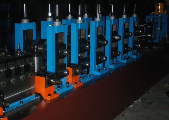 SS ERW Hf linee di lavorazione di tubi saldate / macchine per la fabbricazione di tubi materiali in acciaio a basso tenore di carbonio