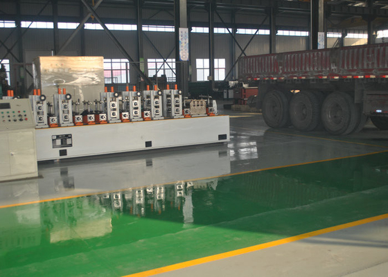 Fabbrica di tubi di precisione completamente automatica Fabbrica di tubi di precisione Erw, macchine per la fabbricazione di tubi ad alta velocità MS