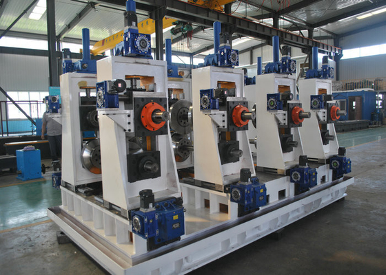 Fabbrica di tubi quadrati certificata ISO9001 CE per vari materiali per tubi