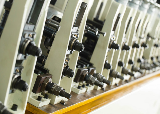 Linea di produzione di tubi industriali in acciaio al carbonio versatile