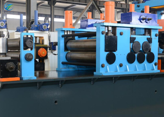 Macchina per la lavorazione di tubi ad alta frequenza per la formazione di bobine laminate a caldo 114 mm per tubi rotondi