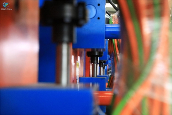 Lungo ciclo di vita Linea di produzione di tubi in acciaio ERW con alimentazione elettrica da 1000 kW
