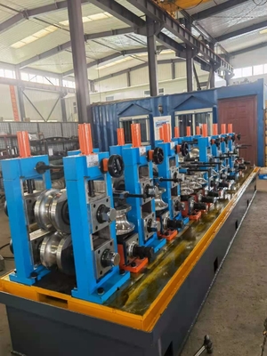 Macchina per la lavorazione di tubi di metallo a taglio idraulico completamente automatico velocità 50M/min