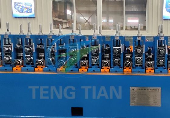 Macchina di produzione di tubi in acciaio a piena automazione ad alta precisione prestazioni stabili