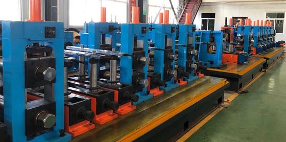 Linea di produzione di tubi in acciaio ad alta velocità per interni da 3-8 mm 600 kW 380v/440v