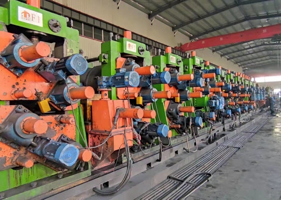 HG 200x200 Tube Mill Machine per la produzione di tubi quadrati da 10 mm