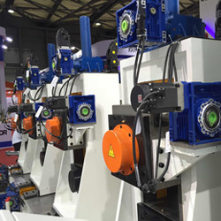 Laminatoio per tubi automatico quadrato del tubo 300x300mm da alta precisione d'acciaio della striscia