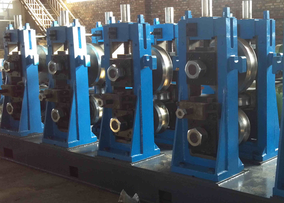 Fabbricazione rotonda dei tubi dell'attrezzatura saldata precisione ad alta velocità del mulino di tubo di ERW