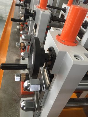 Fabbricazione di tubi di precisione ERW Pipe Machine 10-50mm Diametro 120m/min