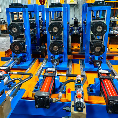 Laminatoio per tubi saldati ad alta frequenza ERW per tubi in acciaio inossidabile al carbonio