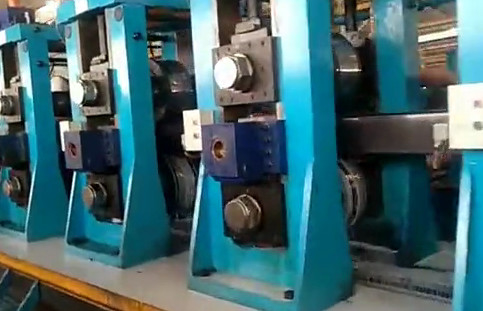 Laminatoio per tubi diritto del quadrato della cucitura 80m/Min 350kw