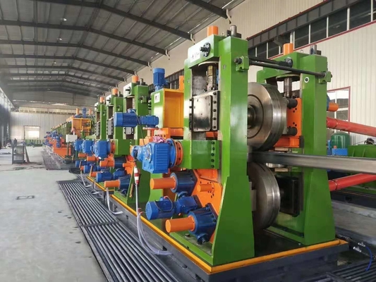 Spessore 2-9 mm Linea di produzione di tubi di acciaio saldati ad alta frequenza Alta precisione